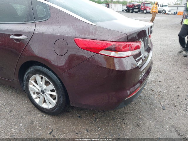 5XXGT4L30GG018767 KIA Optima Lx