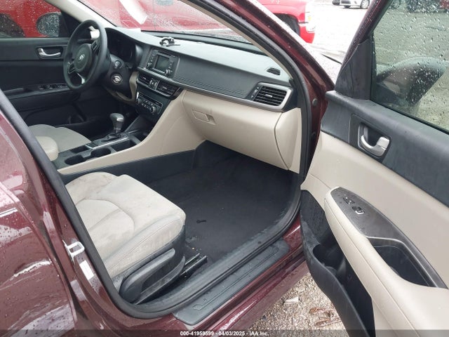 5XXGT4L30GG018767 KIA Optima Lx