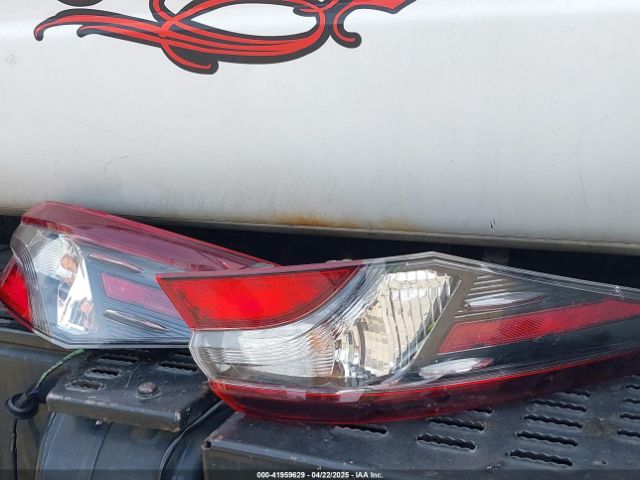 4T1C31AK8MU554259 Toyota Camry Le Hybrid