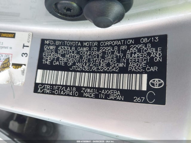 JTDZN3EU9E3290542 Toyota Prius V Five/three/two