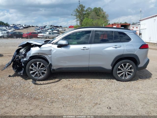7MUDAABG1NV038930 Toyota Corolla Cross Xle
