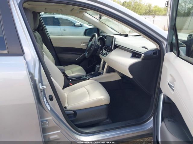 7MUDAABG1NV038930 Toyota Corolla Cross Xle