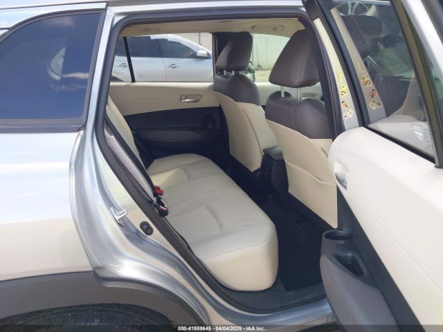 7MUDAABG1NV038930 Toyota Corolla Cross Xle