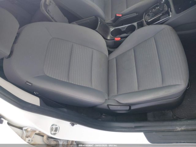 3KPFL4A70HE077197 KIA FORTE LX