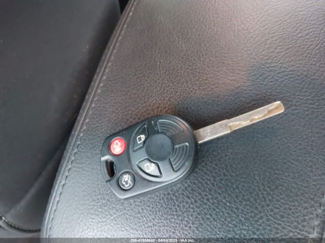 1FADP3F28FL219552 Ford FOCUS SE