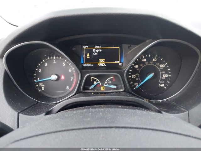 1FADP3F28FL219552 Ford FOCUS SE