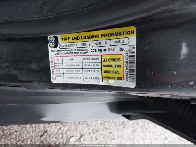 1FADP3F28FL219552 Ford FOCUS SE