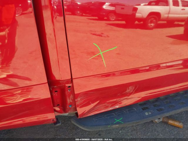 1FT7W2BN8NEF40045 Ford F-250 Lariat