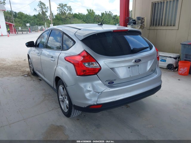 1FADP3K25EL410494 Ford FOCUS SE