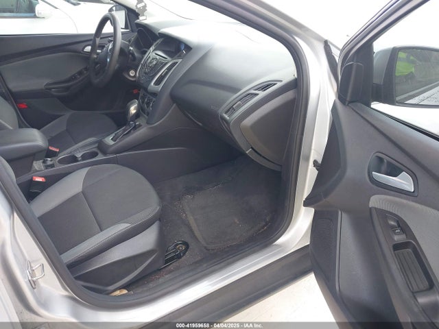 1FADP3K25EL410494 Ford FOCUS SE