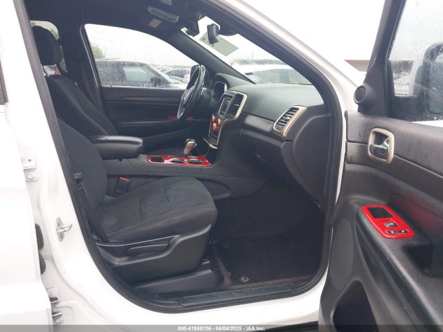 1C4RJEAG2GC409428 Jeep Grand Cherokee Laredo