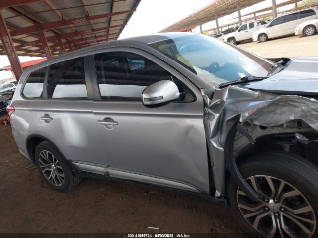 JA4AD3A31GZ004321 Mitsubishi Outlander Se