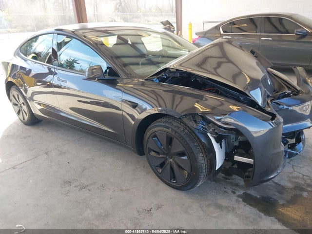 2025 TESLA MODEL 3 5YJ3E1EA4SF987552 Photo 0