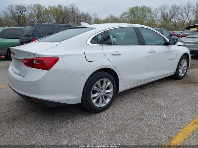 1G1ZD5ST4SF128928 Chevrolet Malibu Fwd 1lt