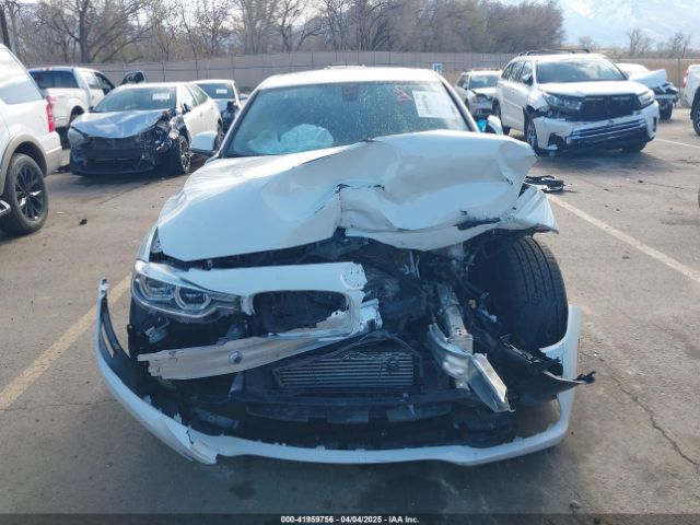 WBA8A3C59JA505164 BMW 320i Xdrive