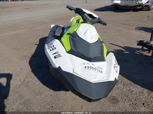 2023 SEADOO SPARK YDV47912L223 Photo 5