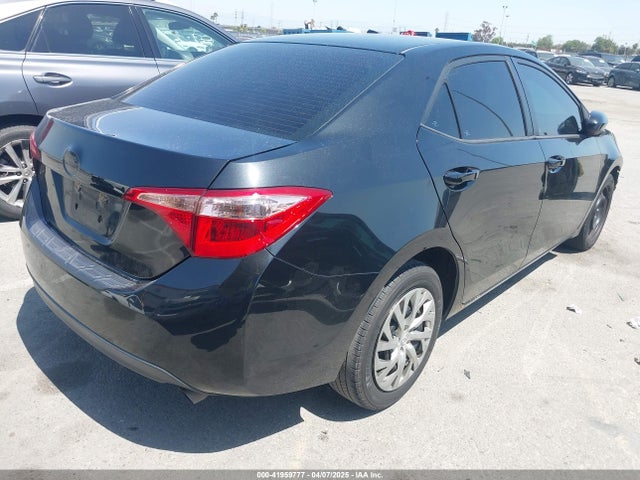 2T1BURHE1KC166800 Toyota COROLLA LE