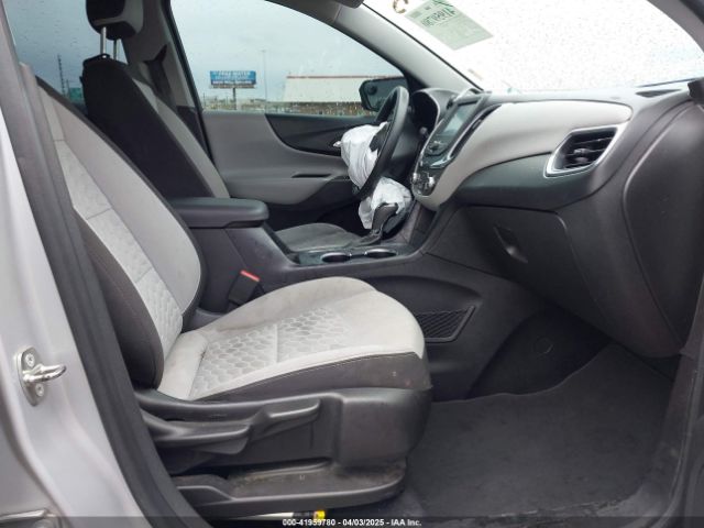 2GNAXHEV5J6240308 Chevrolet EQUINOX LS