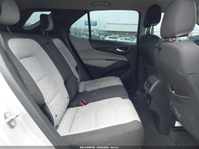 2GNAXHEV5J6240308 Chevrolet EQUINOX LS