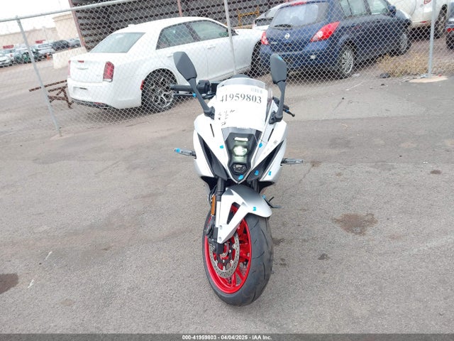 JS1EM13B6S7100301 Suzuki Fra1