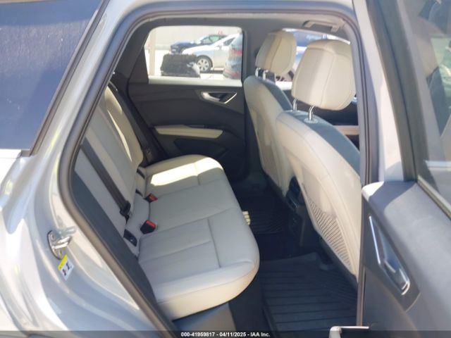WA1G2BFZ8NP048025 Audi Q4 E-tron Premium 50 Quattro