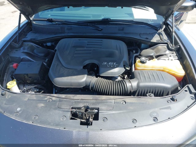 2C3CDXHG7HH563764 Dodge Charger Sxt Rwd