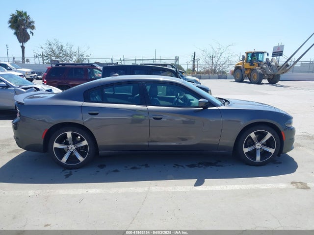 2C3CDXHG7HH563764 Dodge Charger Sxt Rwd