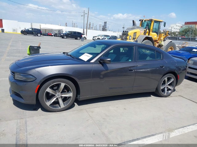 2C3CDXHG7HH563764 Dodge Charger Sxt Rwd