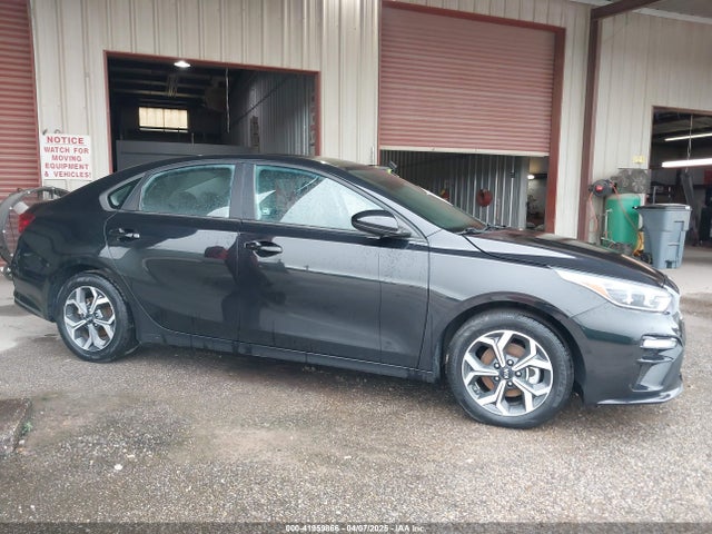 3KPF24AD6ME293638 KIA Forte Lxs