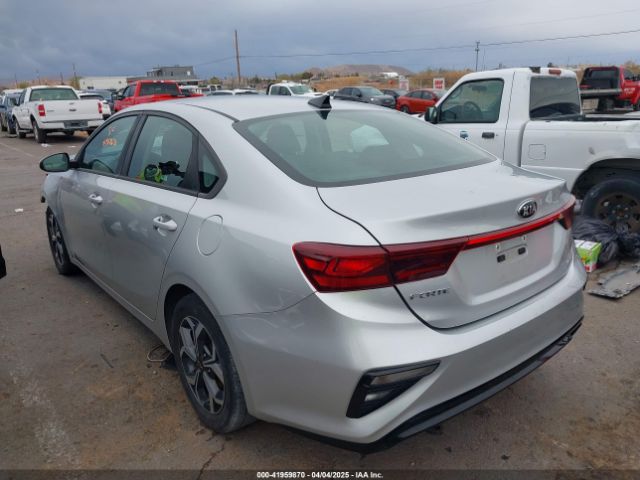 3KPF24AD9KE051228 KIA Forte Lxs