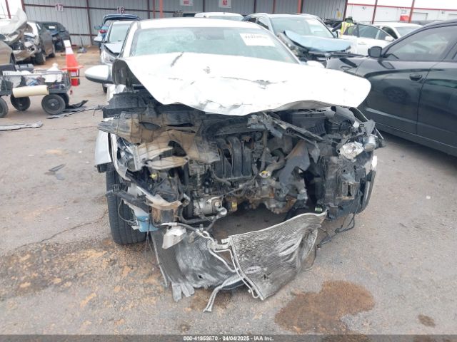 3KPF24AD9KE051228 KIA Forte Lxs