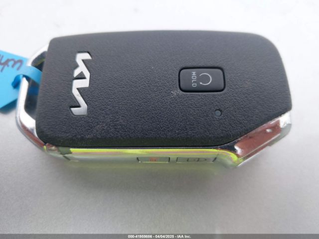 KNDEUCAAXR7582468 KIA SELTOS S