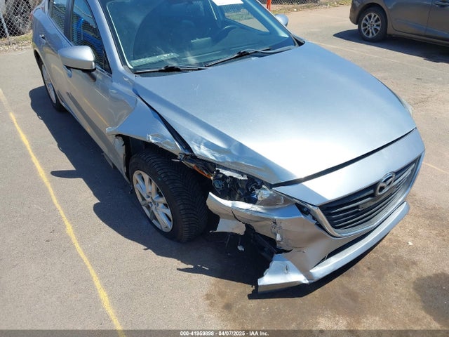 JM1BM1W73E1156218 Mazda pe