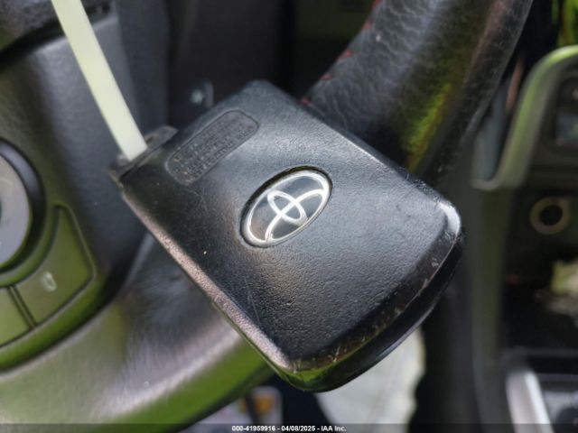 5YFBURHE2HP643856 Toyota Corolla Se Special Edition