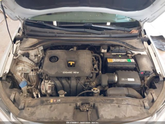 5NPD84LF2JH296774 Hyundai ELANTRA SEL