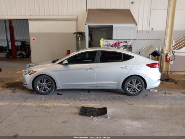 5NPD84LF2JH296774 Hyundai ELANTRA SEL