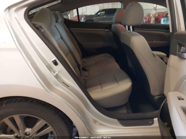 5NPD84LF2JH296774 Hyundai ELANTRA SEL