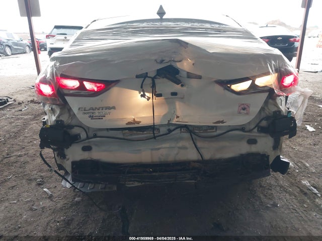 5NPD84LF6JH317738 Hyundai Elantra Value Edition