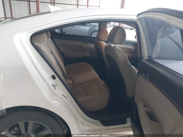 5NPD84LF6JH317738 Hyundai Elantra Value Edition