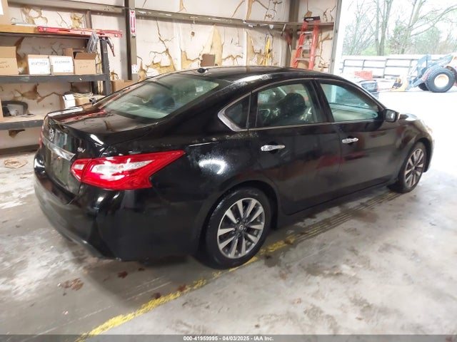 1N4AL3AP6HC271962 Nissan Altima 2.5 Sv