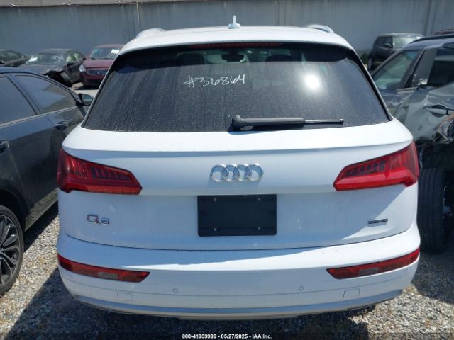 WA1BNAFY9K2068814 Audi Q5 45 Premium