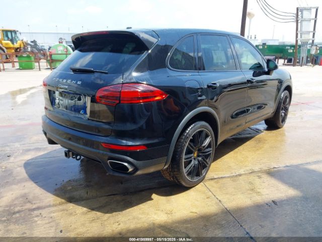 2016 PORSCHE CAYENNE WP1AA2A27GKA14200 Photo 3