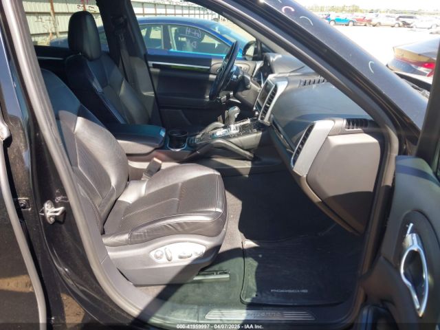 2016 PORSCHE CAYENNE WP1AA2A27GKA14200 Photo 4