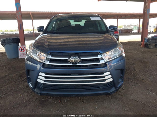 5TDZARFH1HS025343 Toyota Highlander Le