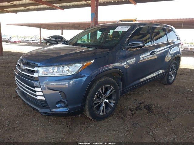 5TDZARFH1HS025343 Toyota Highlander Le