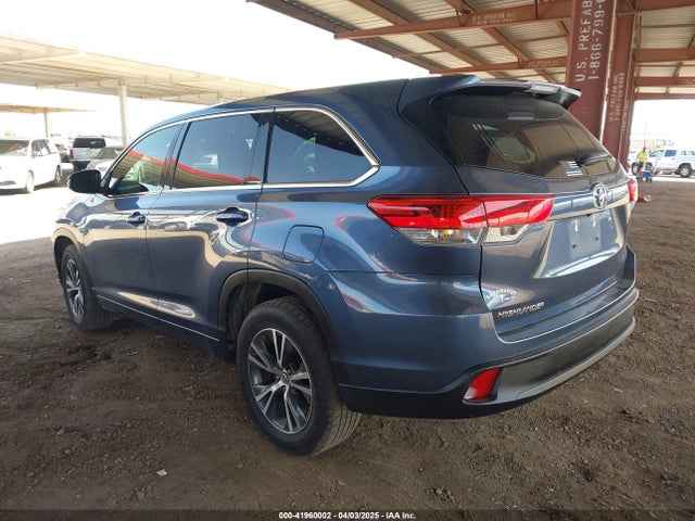 5TDZARFH1HS025343 Toyota Highlander Le