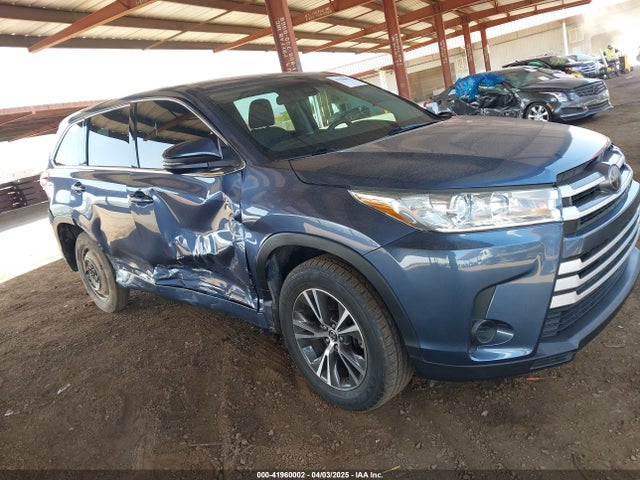 5TDZARFH1HS025343 Toyota Highlander Le