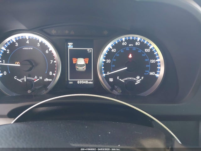 5TDZARFH1HS025343 Toyota Highlander Le