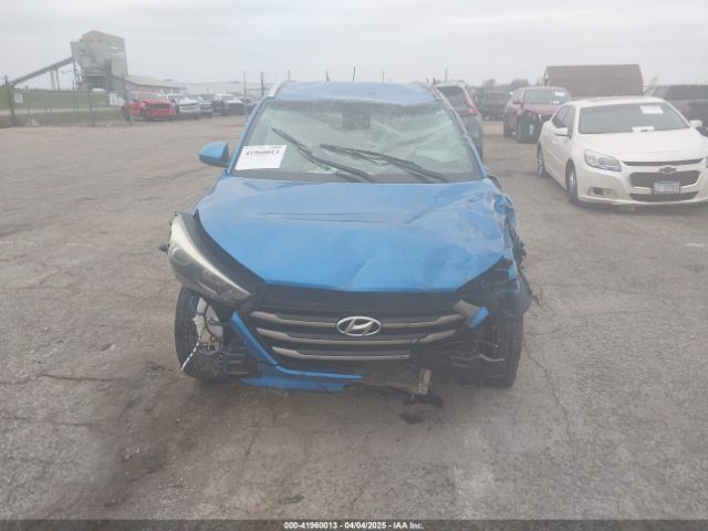 KM8J33A40GU239254 Hyundai TUCSON SE