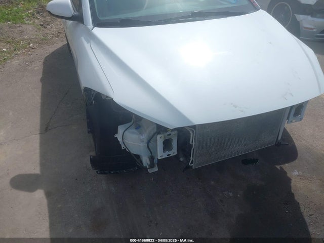 5NPD84LF2JH237322 Hyundai ELANTRA SEL